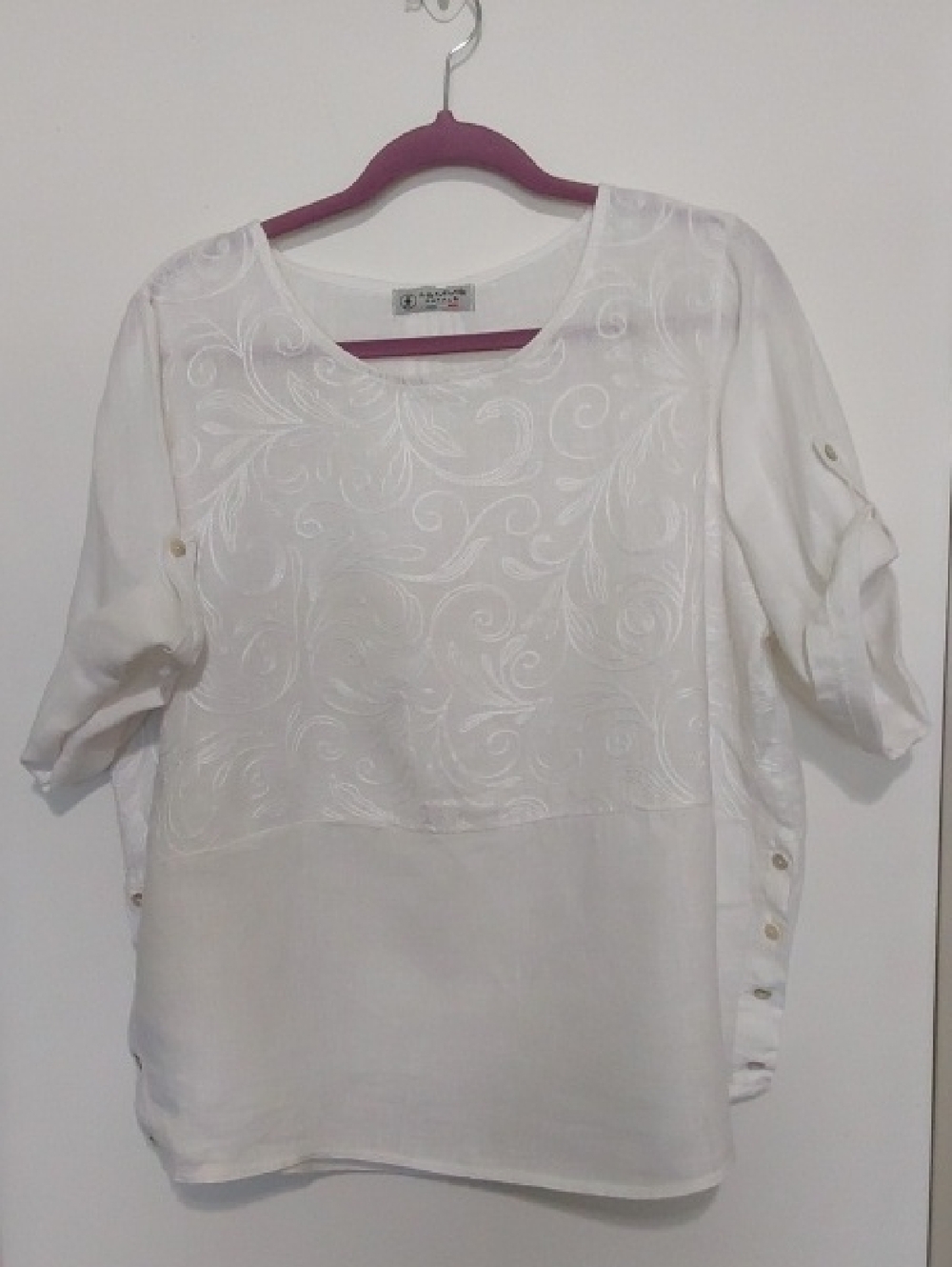 Women’s White Embroidered Scoop Neck Top